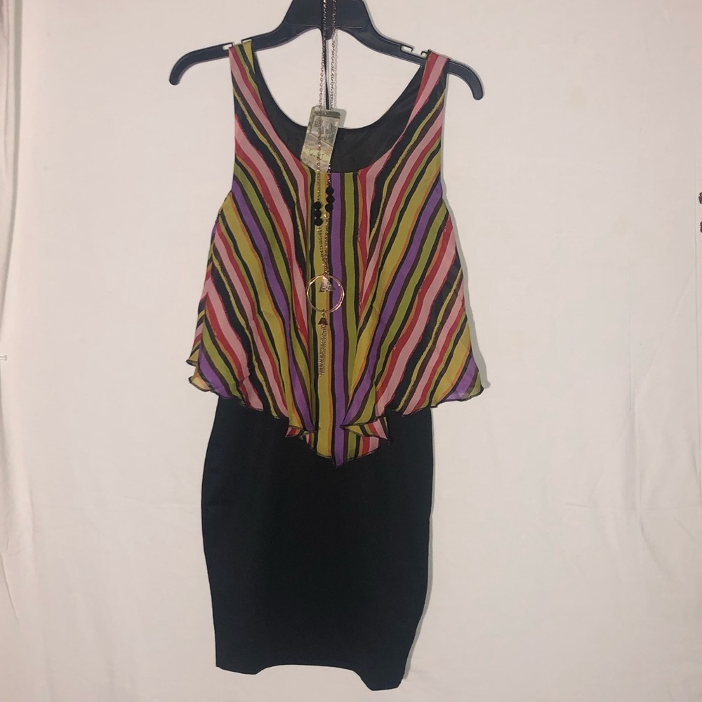 NWT LoveJ Juniors  Size S dress with necklace